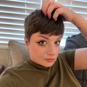 Meet your Posher, Rose